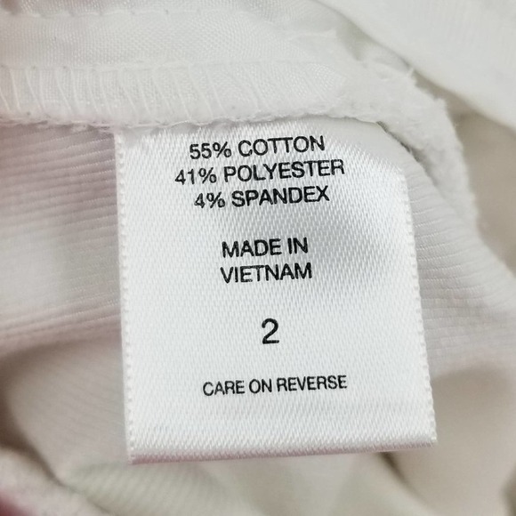 New York & Company 7th Ave Suiting Crops Skinny Jeans 2 White Pockets Zip Fly - Picture 4 of 5